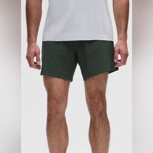 Lululemon Athletica Run Crew Rip Stop 6” Lined Shorts - NWT!